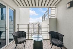 Grandeur 8 (D20), Condominium #620028681